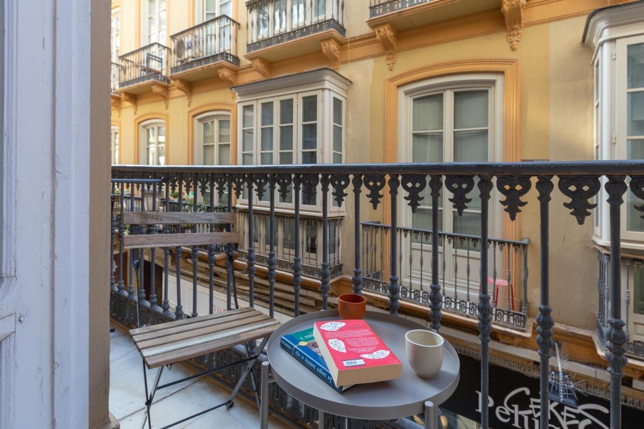 Puerta De Larios: Central Three-Bedroom Apartment With Balconies And Patio มาลากา ภายนอก รูปภาพ